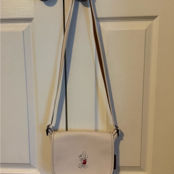 Coach Disney 1941 Mickey Patricia leather crossbody bag chalk white - Picture 1 of 12